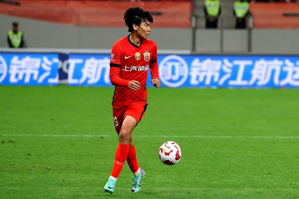 赛前上海申花止住颓势：亚冠节点到来，质疑声仍在，资深球员宣示担当的简单介绍