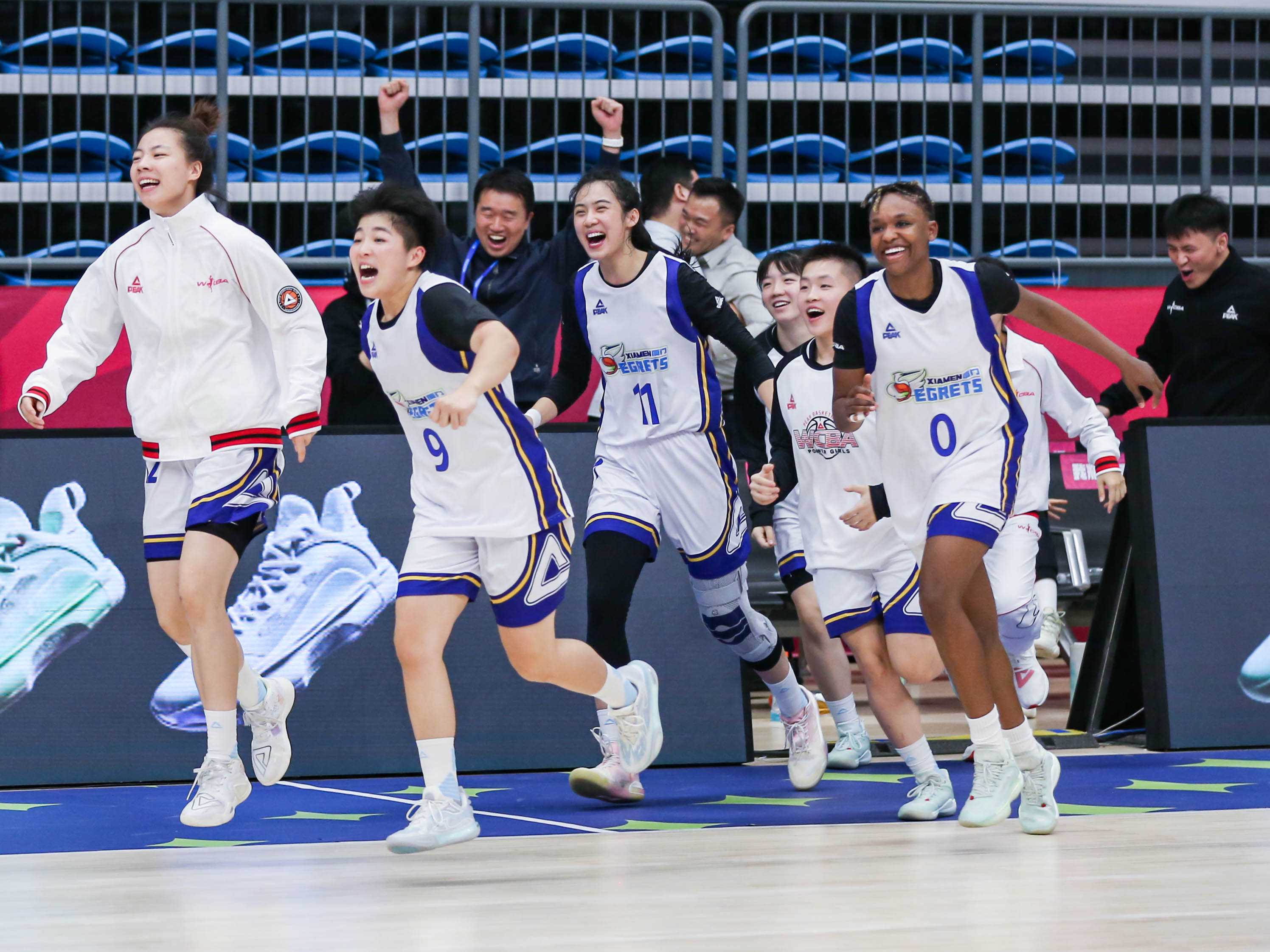 广厦男篮迎社区盾关键赛，冲刺阶段状态回暖，话题不断，赛程密集仍需轮换的简单介绍