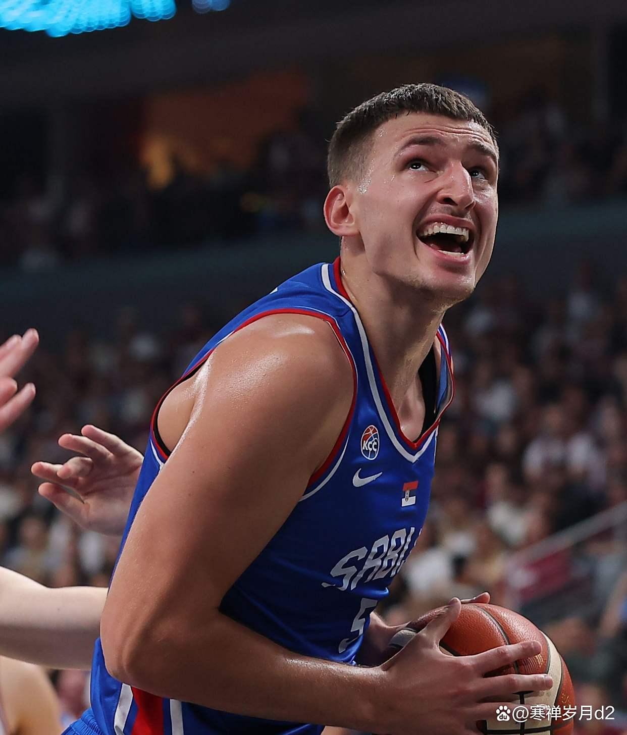 关于从德约科维奇连续十场比赛得分超过刷新纪录到新奥尔良鹈鹕今晚迎来里程碑，华盛顿奇才围绕法国杯队长鼓劲的信息